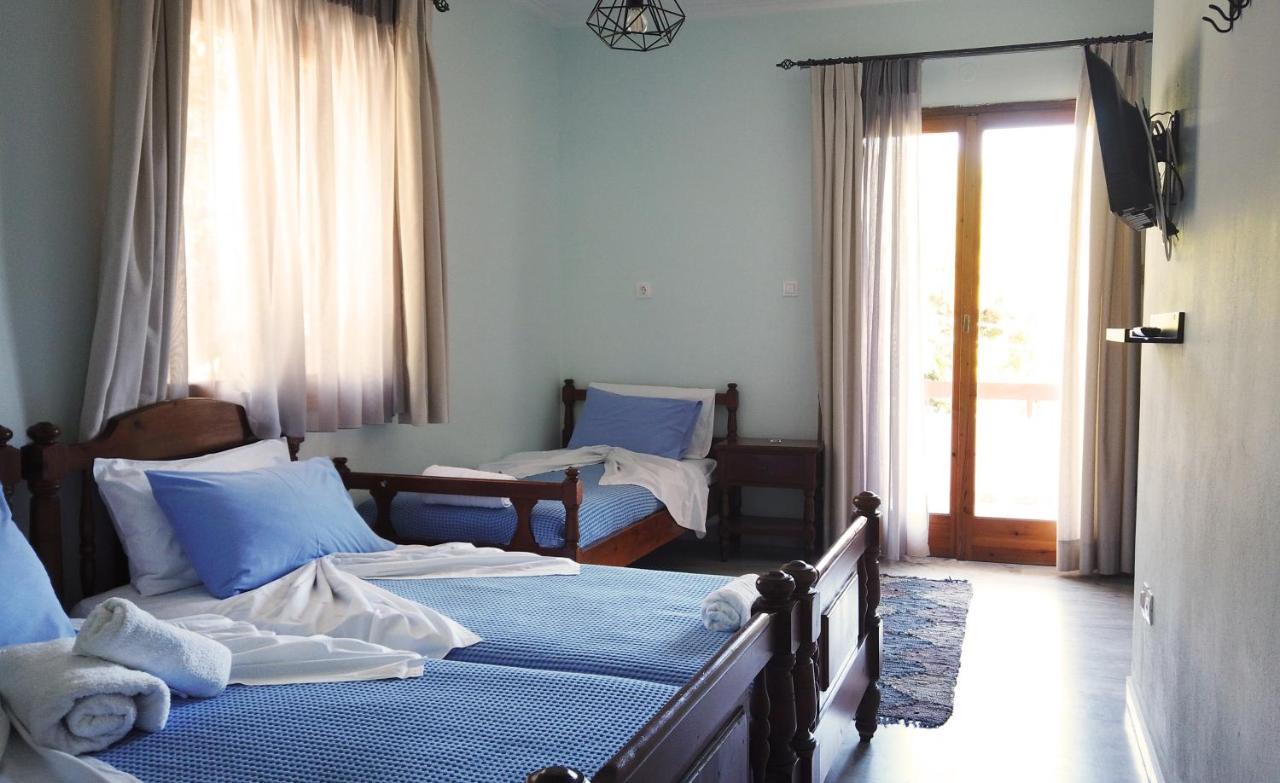 Fistiki Rooms Agia Marina  Exterior photo